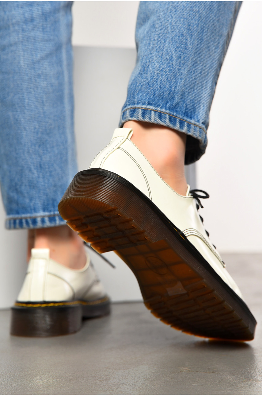 Туфлі жіночі білого кольору 110-26 197967