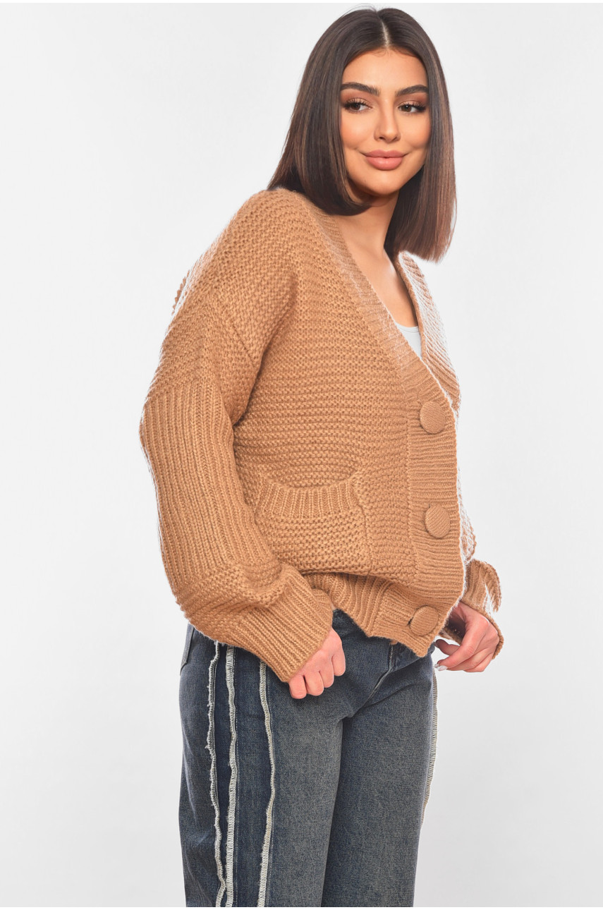 Кофта жіноча напівбатальна на гудзиках бежевого кольору 197992 Кофта жіноча напівбатальна на гудзиках бежевого кольору 197992