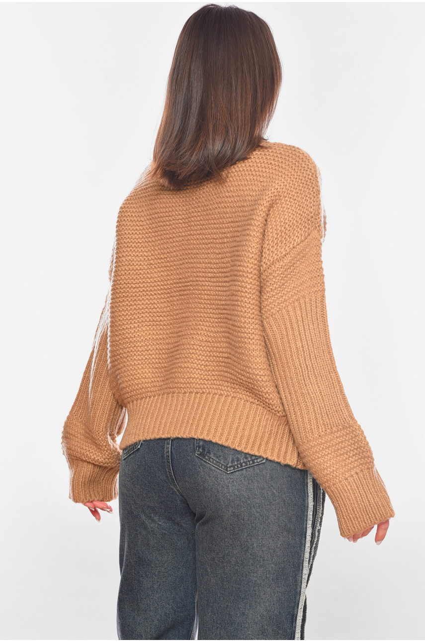 Кофта жіноча напівбатальна на гудзиках бежевого кольору 197992 Кофта жіноча напівбатальна на гудзиках бежевого кольору 197992