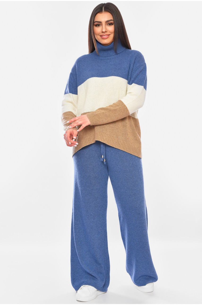 Костюм женский голубого цвета 198198 Костюм женский голубого цвета 198198