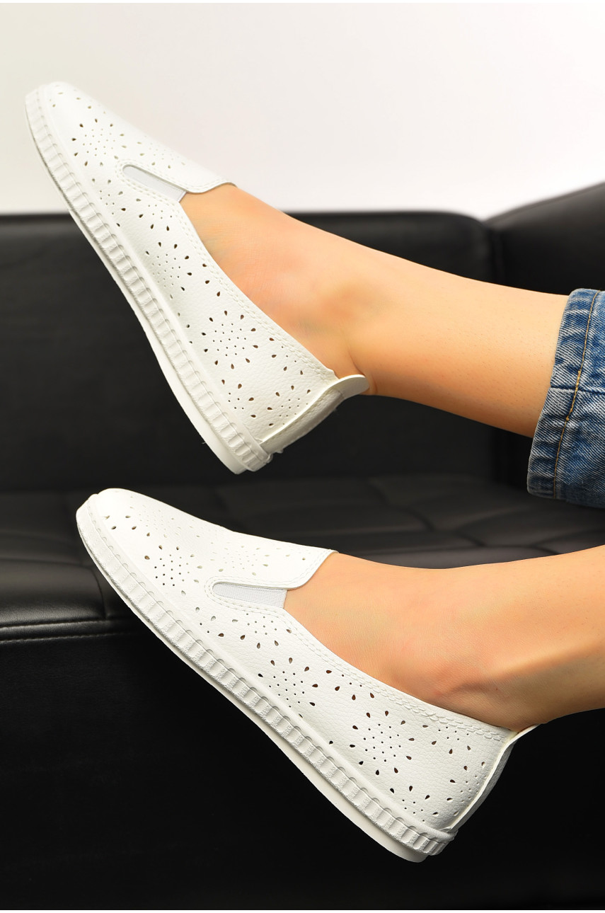 Мокасины женские белого цвета 1034 198279