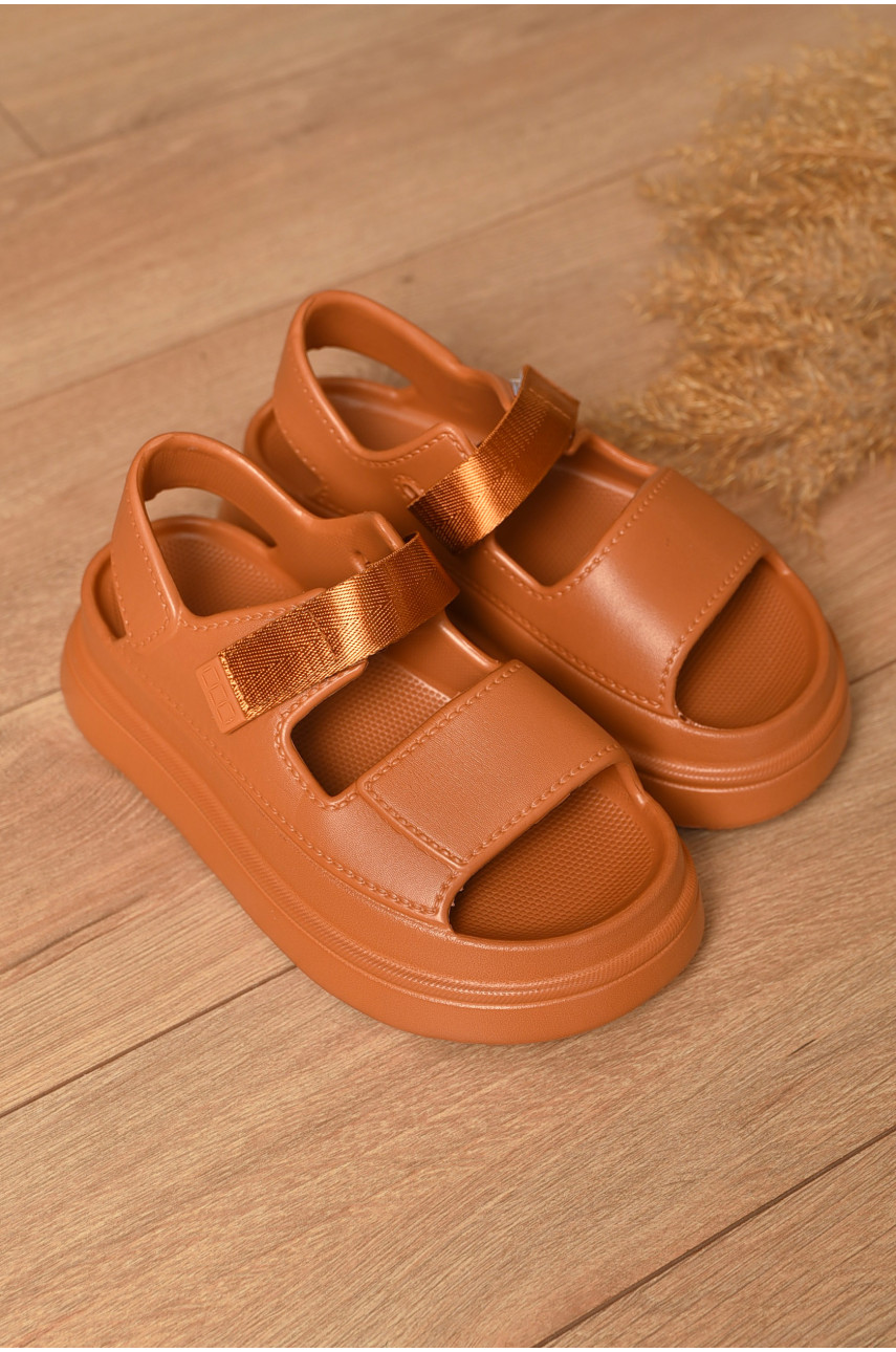 Сандали женские пена коричневого цвета 55 198650