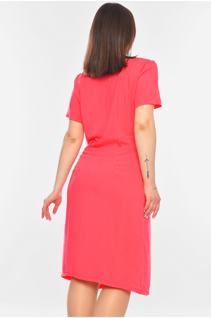 Платье женское батальное кораллового цвета 198669