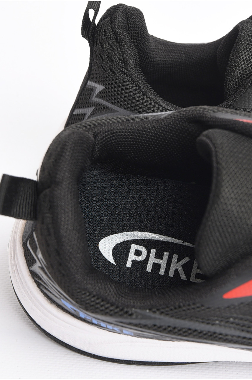 Кроссовки мужские черного цвета на шнуровке 198933