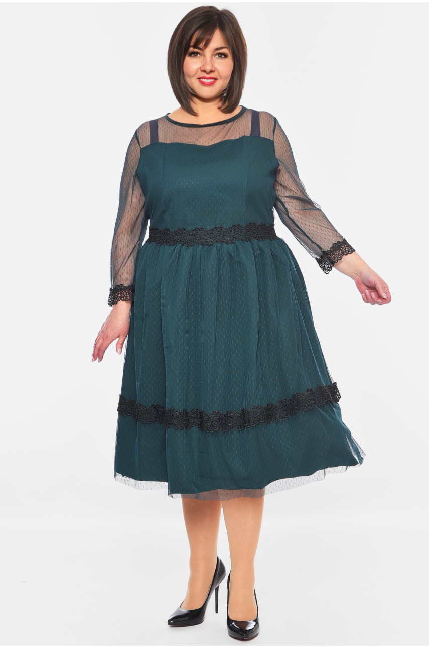 Платье женское батальное зеленого цвета 203 198957 Платье женское батальное зеленого цвета 203 198957