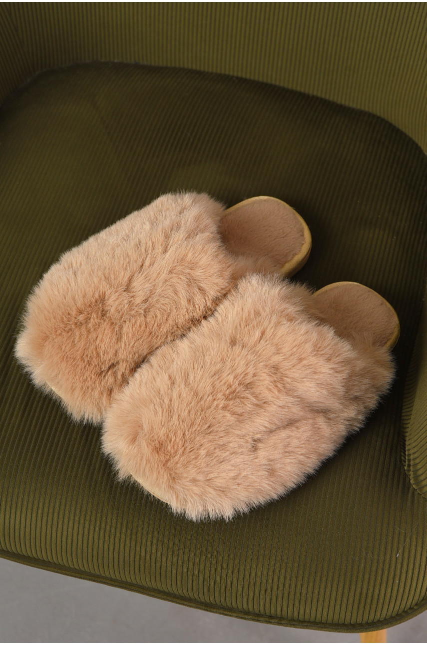 Капці домашні жіночі хутряні бежевого кольору 810 199285 Капці домашні жіночі хутряні бежевого кольору 810 199285