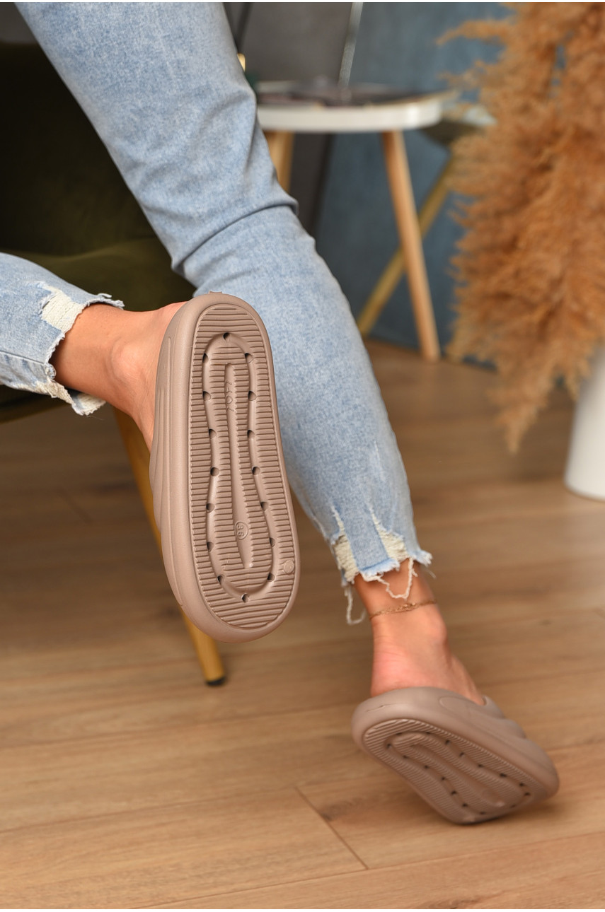 Шлепанцы пена женские коричневого цвета с-97 199627