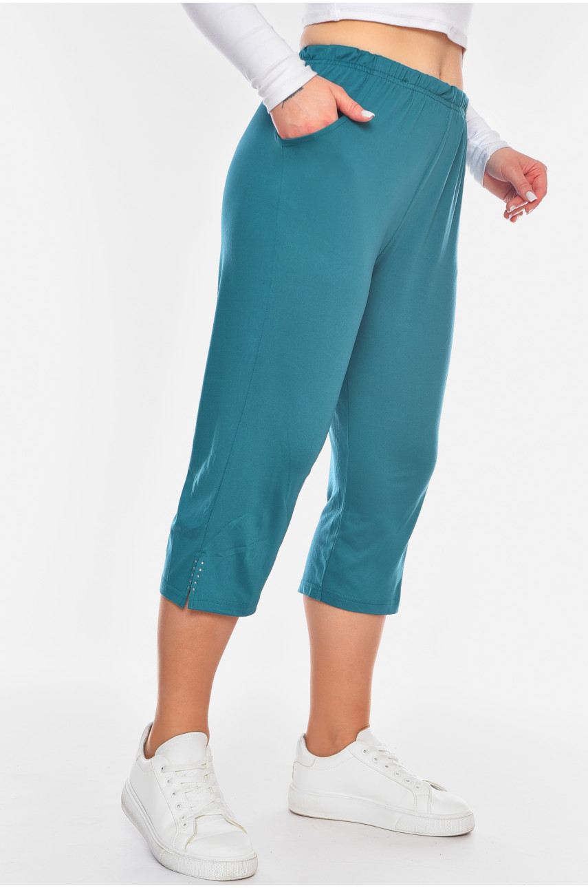 Бриджи женские полубатальные зеленого цвета 7172 200271