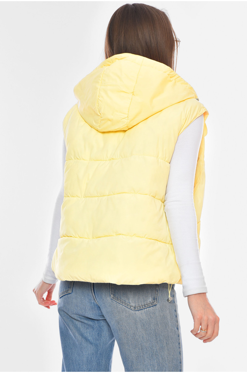 Жилетка женская однотонная желтого цвета 2435 200307