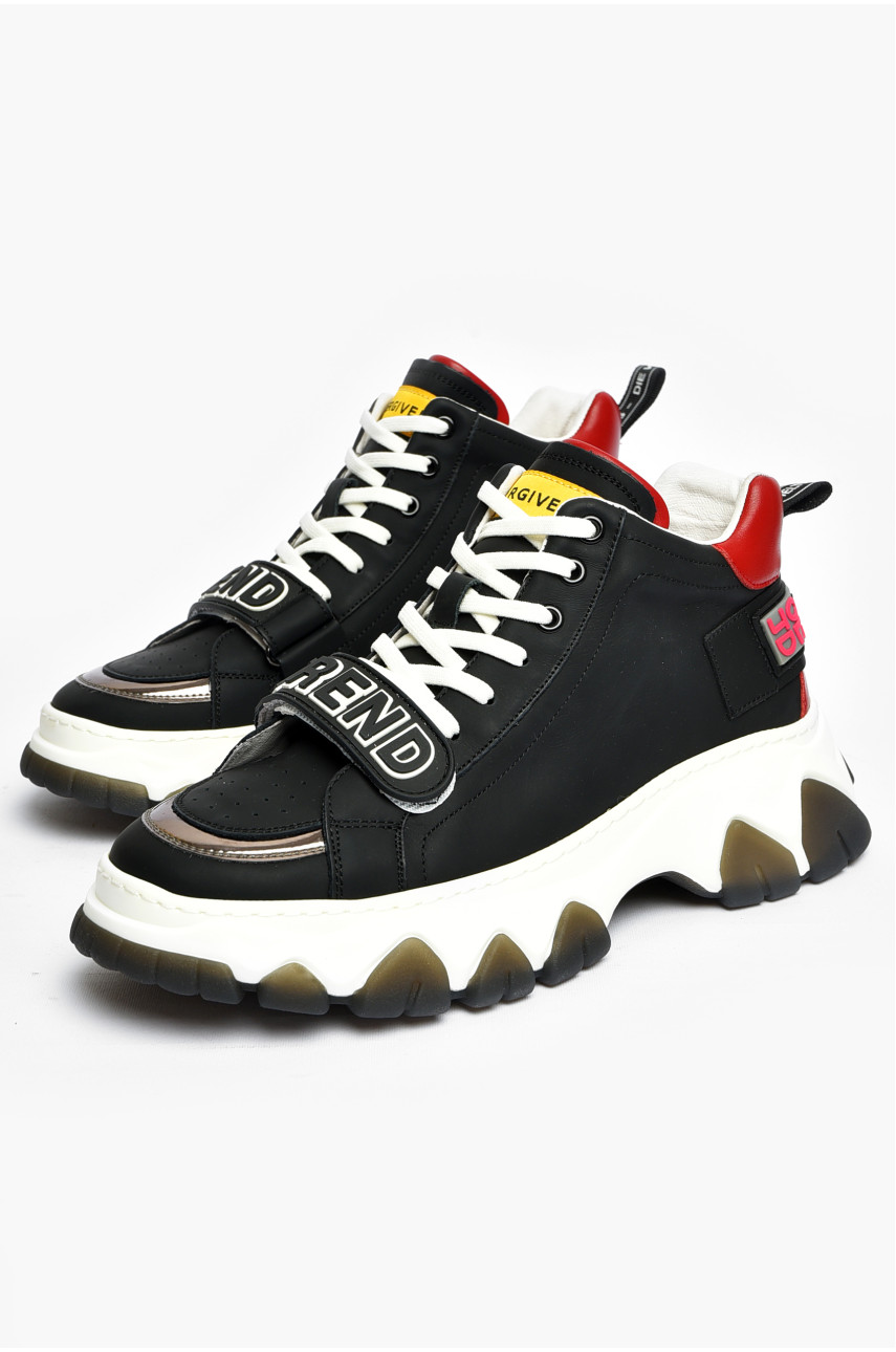 Кросівки чоловічі чорного кольору на шнурівці 3358 200762