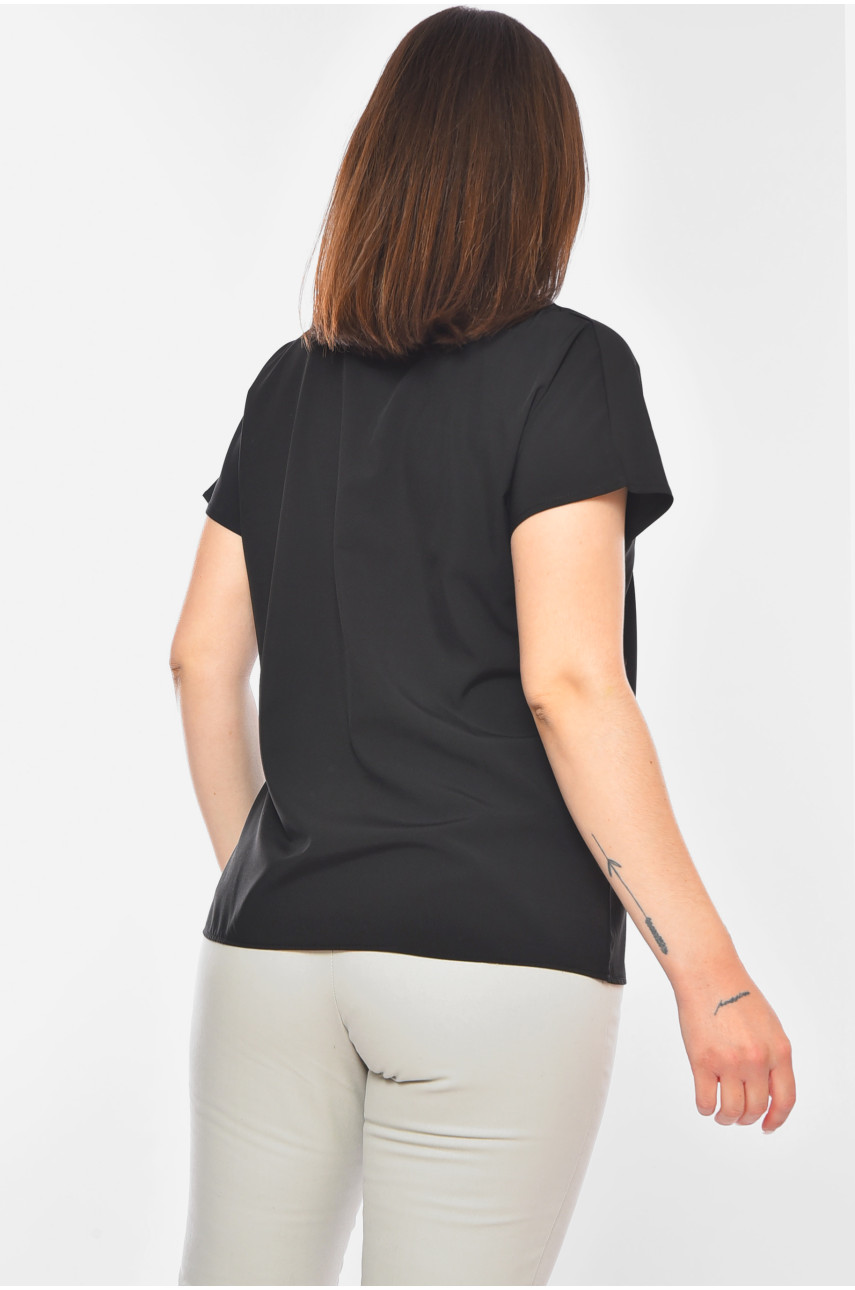 Блуза жіноча напівбатальна чорного кольору 261 200974 Блуза жіноча напівбатальна чорного кольору 261 200974