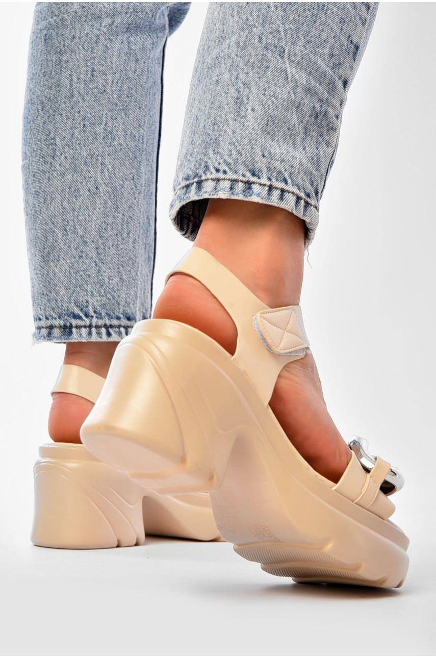 Босоножки женские бежевого цвета а-5-7 200999