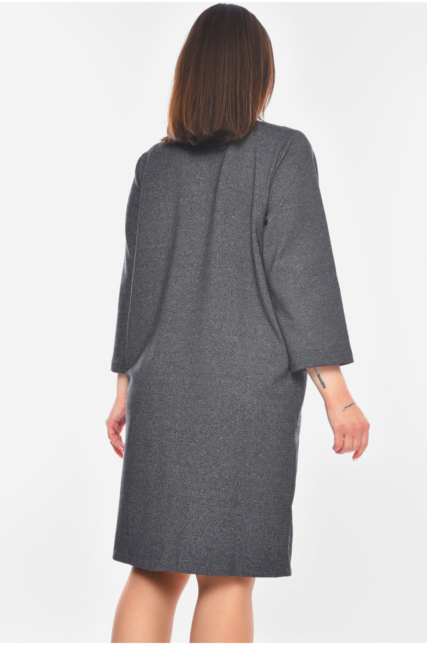 Халат женский полубатальный серого цвета на молнии 201011