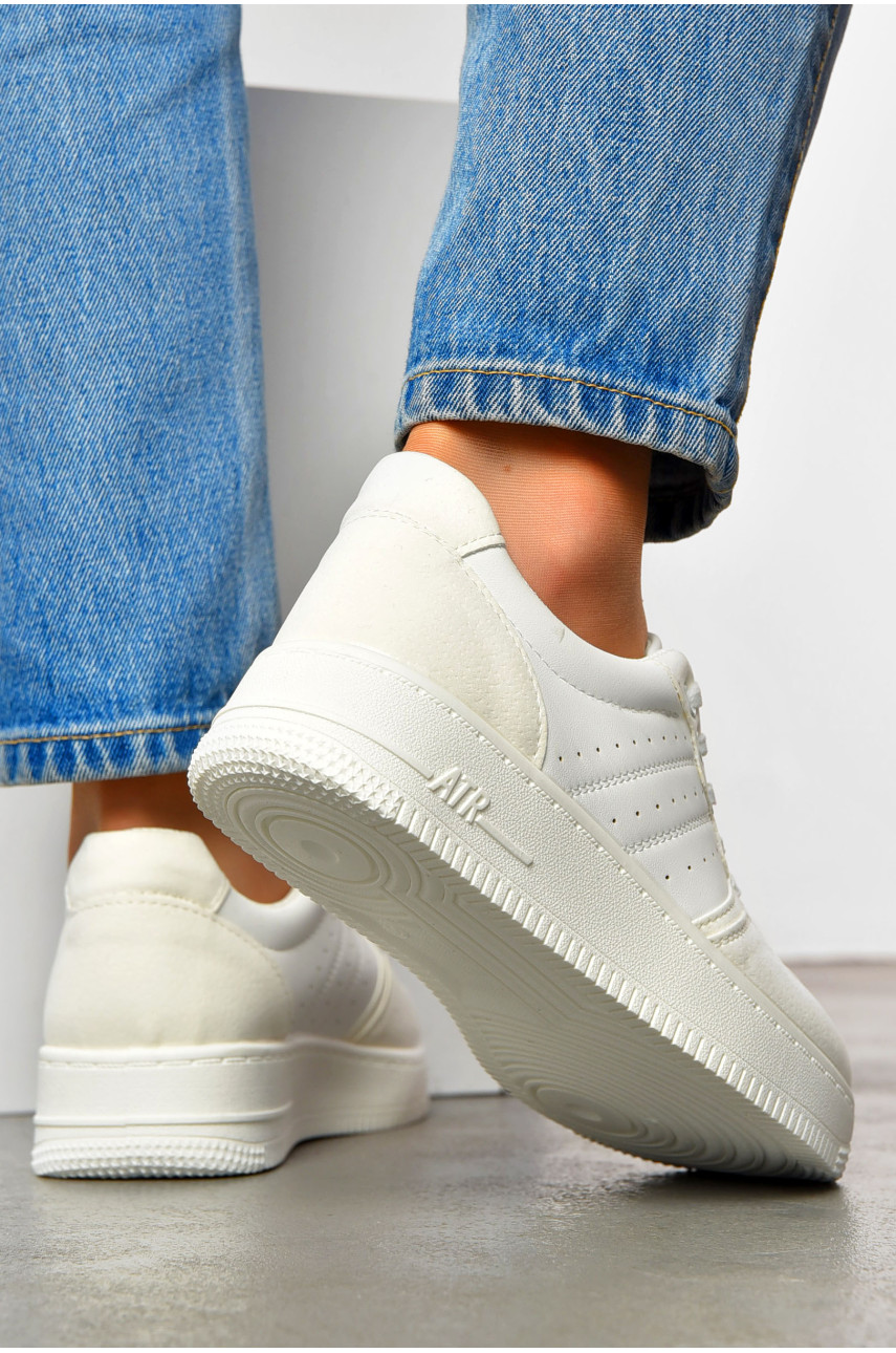 Кросівки жіночі білого кольору на шнурівці L-11 201025