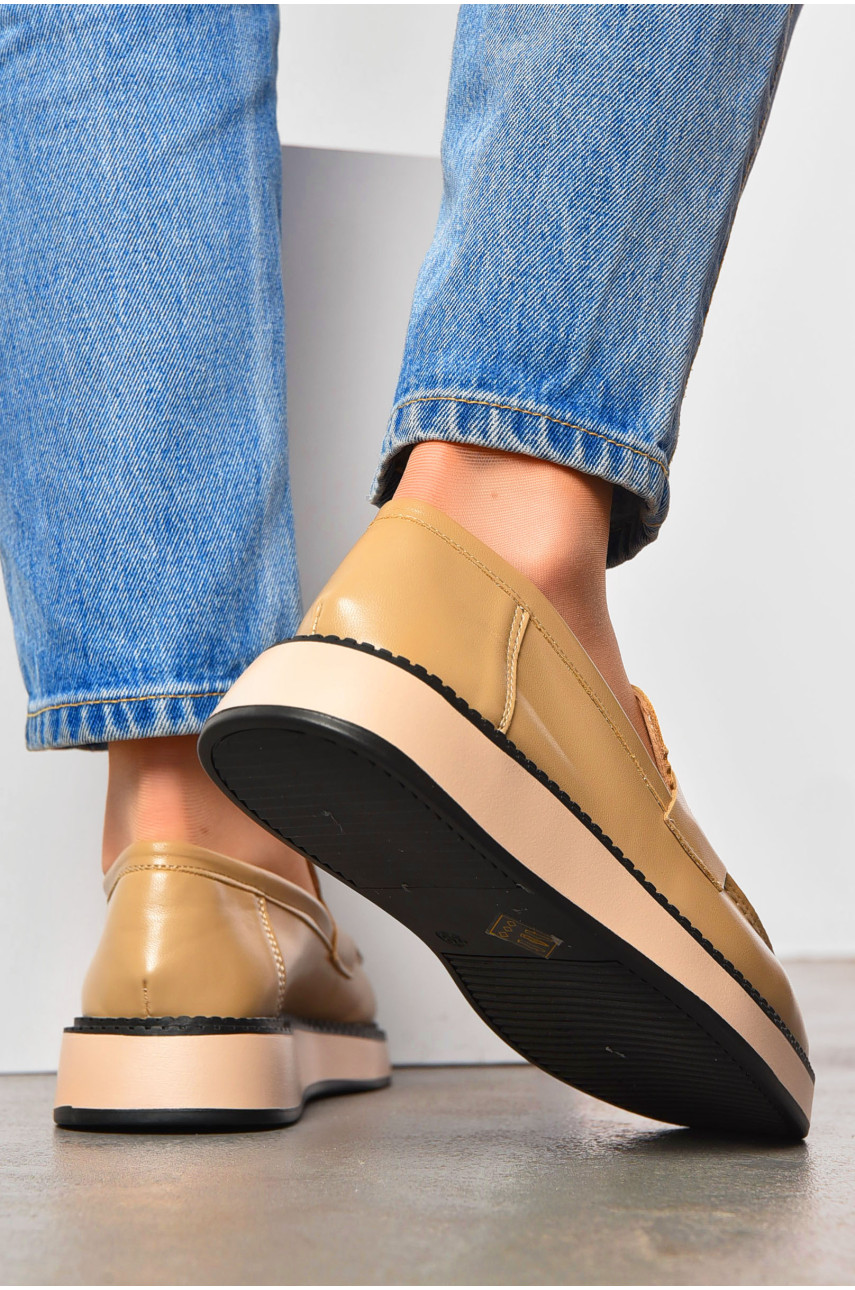 Туфлі-лофери жіночі бежевого кольору YF87-3 201057