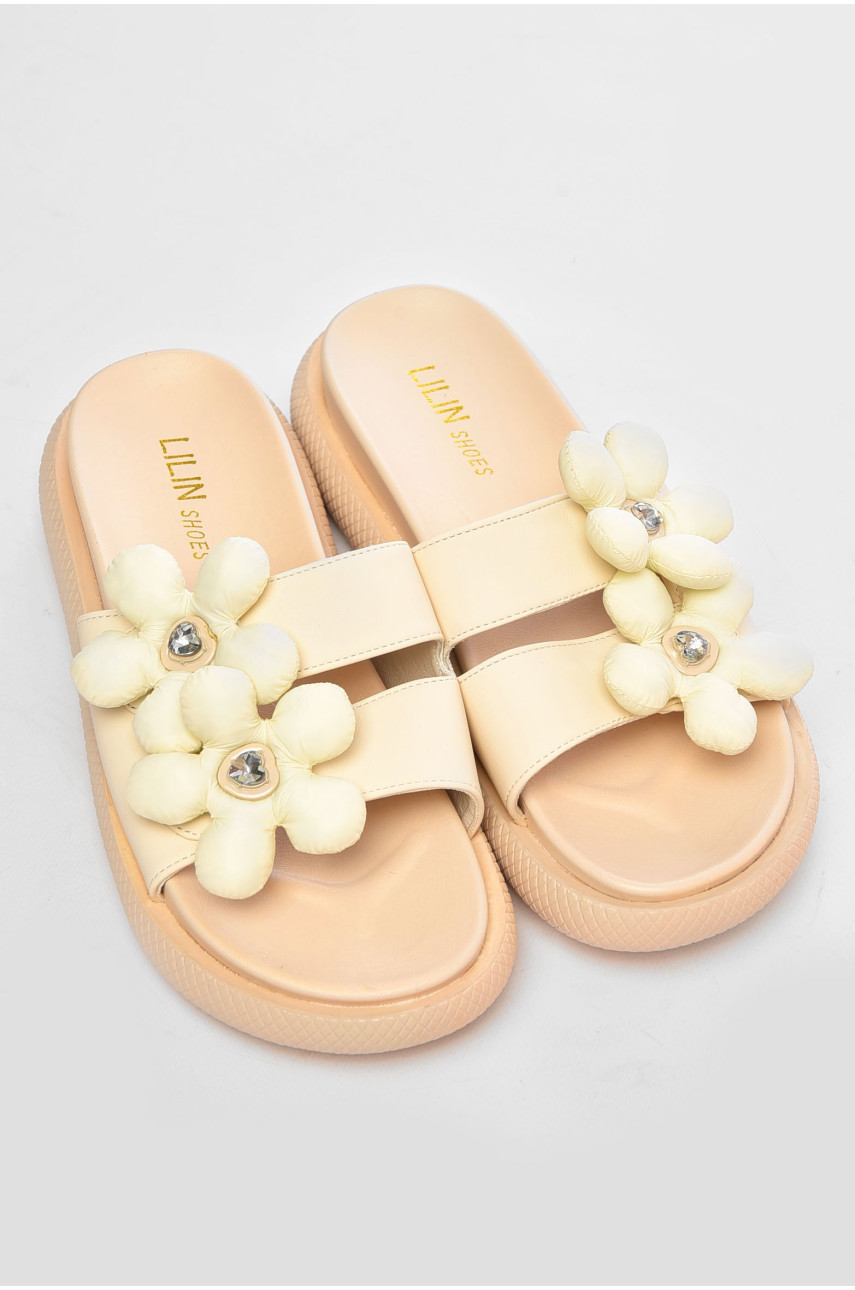 Шльопанці жіночі бежевого кольору 24-7 201072