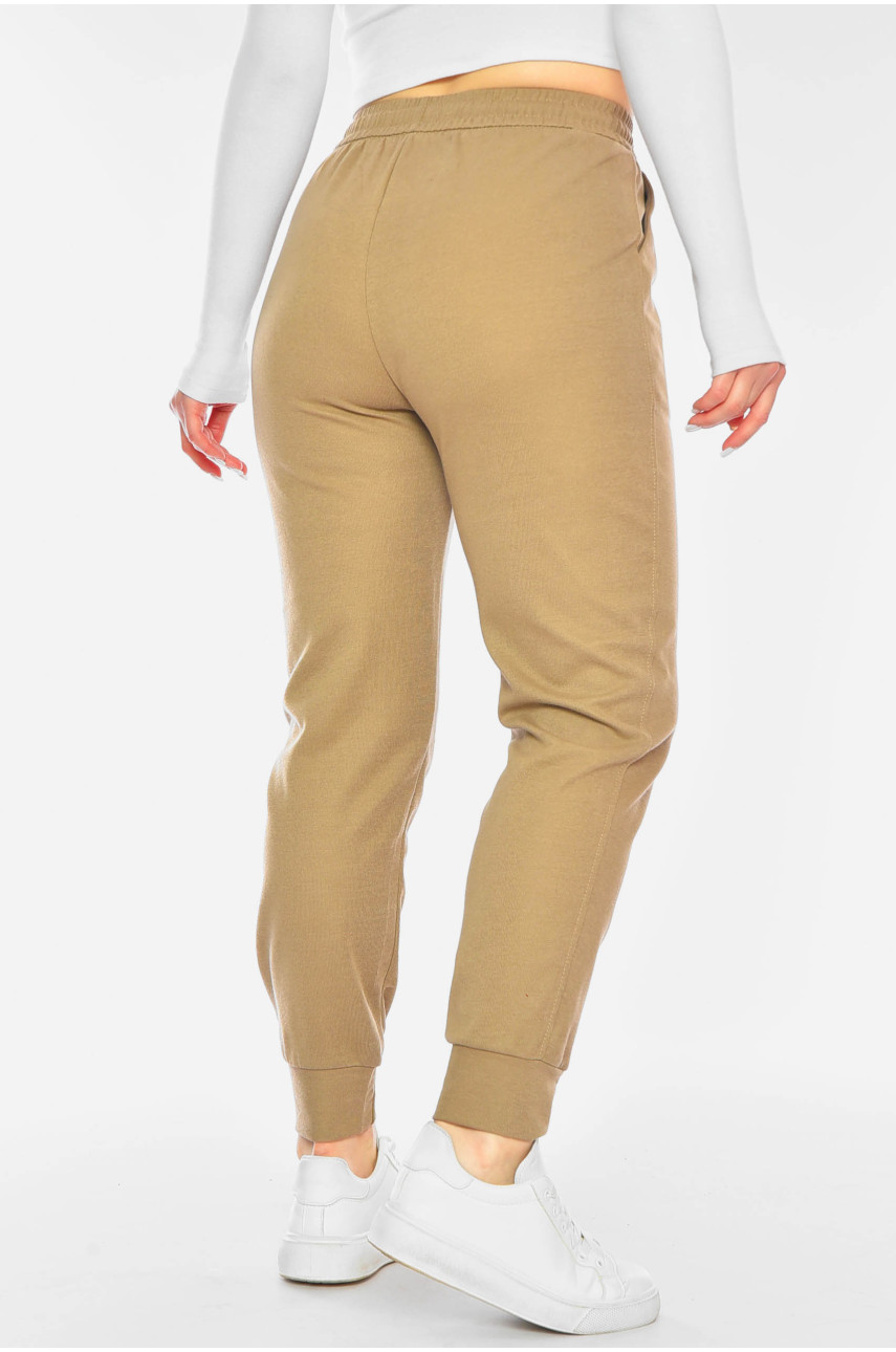 Спортивні штани жіночі напівбатальні бежевого кольору 9649-1 201085