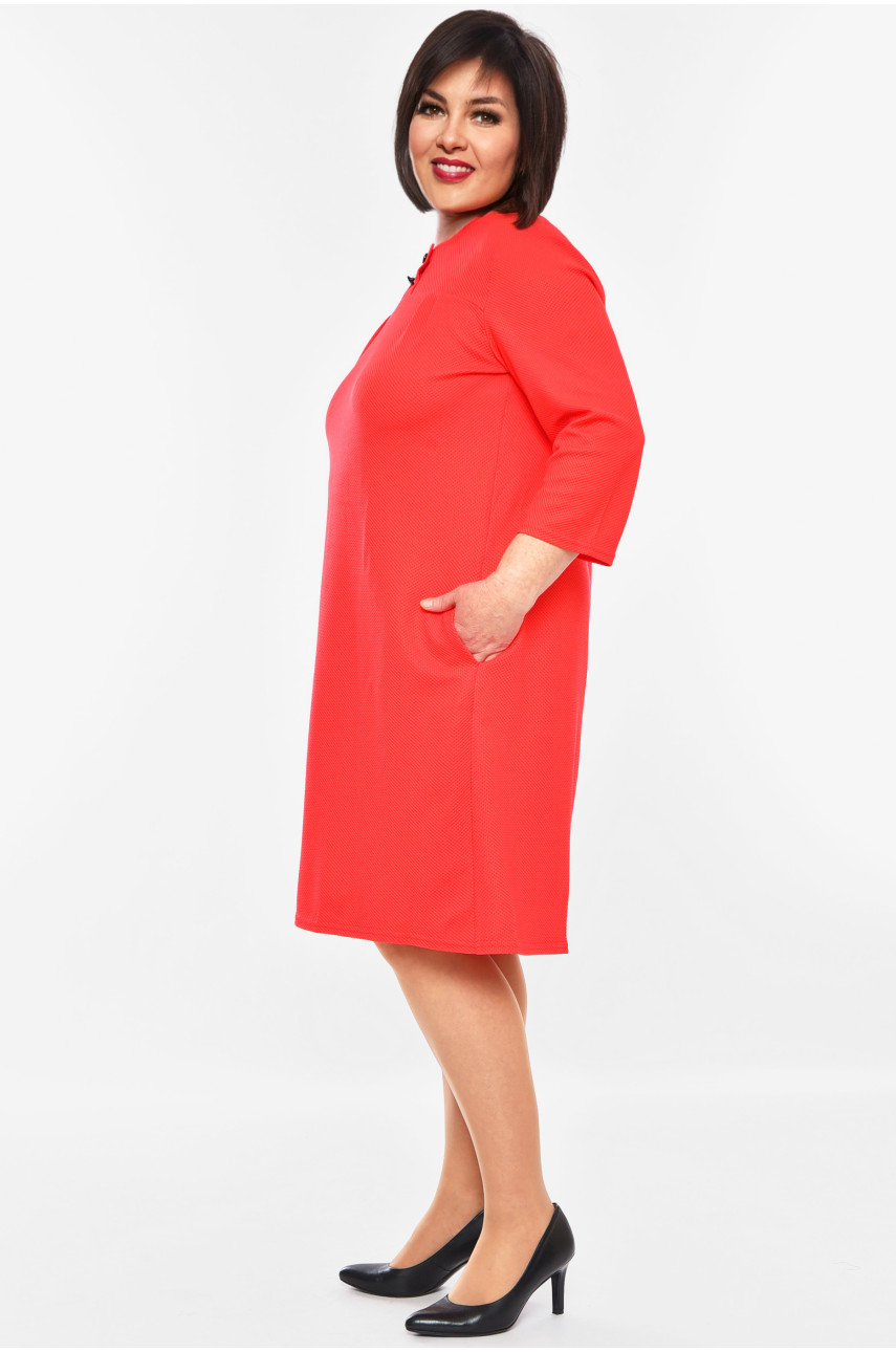 Платье женское батальное красного цвета 8134 201100 Платье женское батальное красного цвета 8134 201100