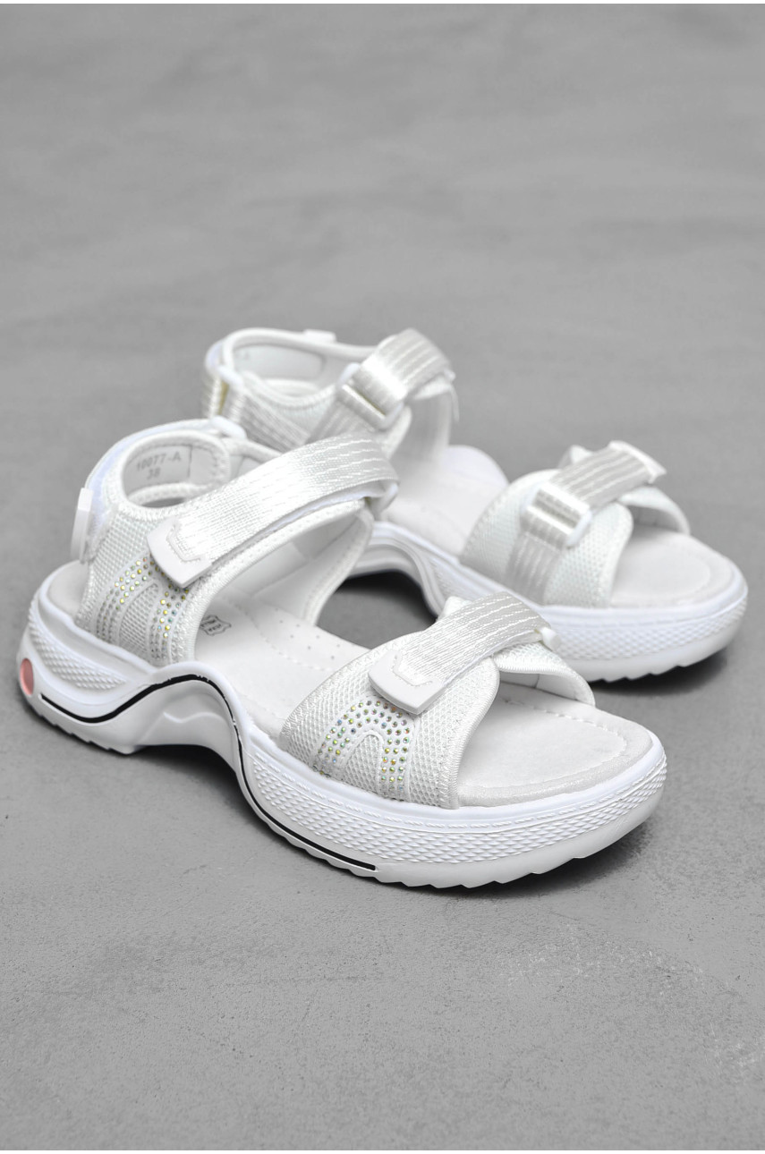 Сандалии женские белого цвета на липучках 100-77а 201122