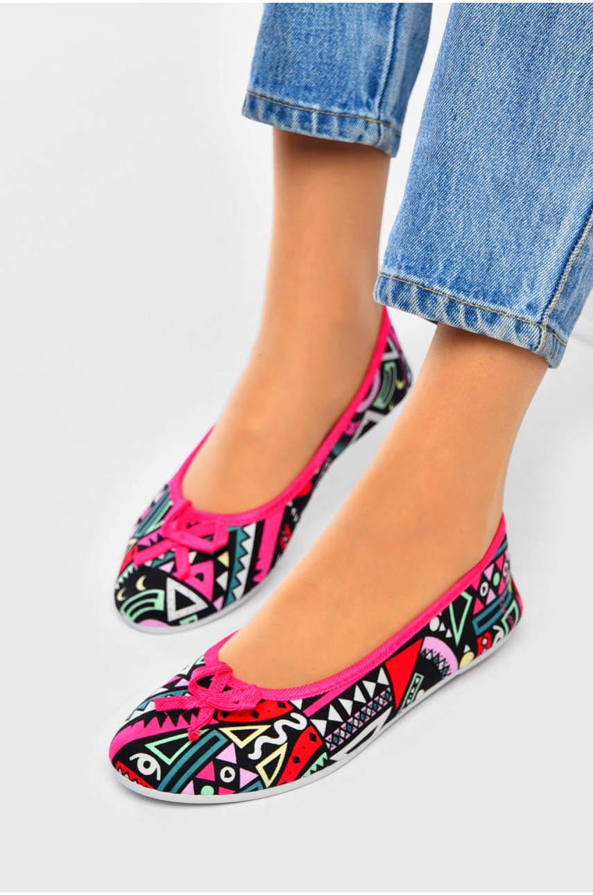 Мокасини жіночі рожевого кольору з геометричним різнокольоровим малюнком 5672 201229 Мокасини жіночі рожевого кольору з геометричним різнокольоровим малюнком 5672 201229