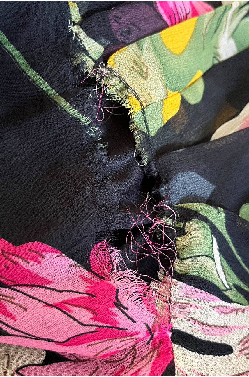 Платье женское шифоновое черного цвета в цветочек Уценка 201292