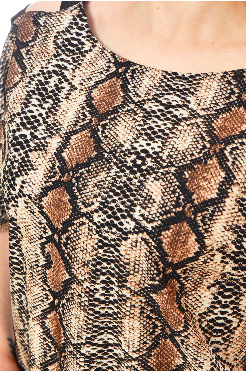 Блуза женская батальная коричневого цвета с принтом 268 201411