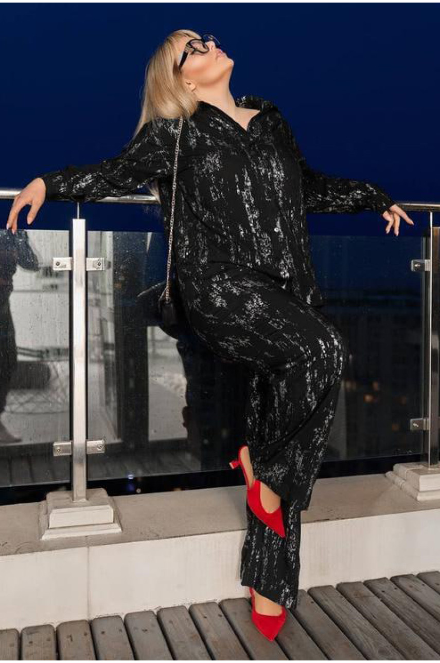 Костюм жіночий чорного кольору 201854