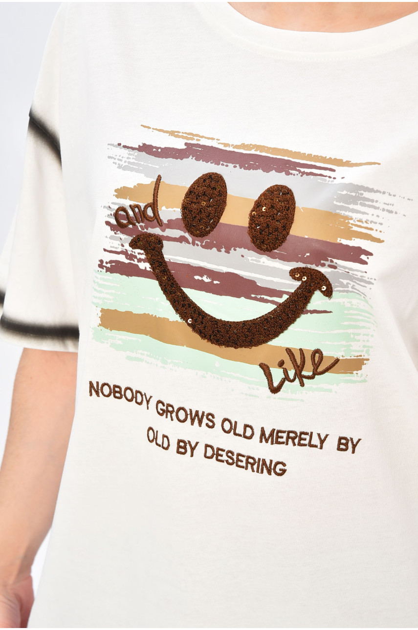 Футболка жіноча напівбатальна молочного кольору з принтом 85996 202127