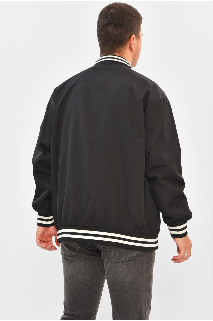 Бомбер мужской однотонный черного цвета 612 202260 Бомбер мужской однотонный черного цвета 612 202260