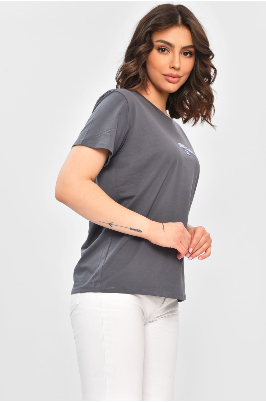 Футболка жіноча однотонна темно-сірого кольору з написом 9113 202310