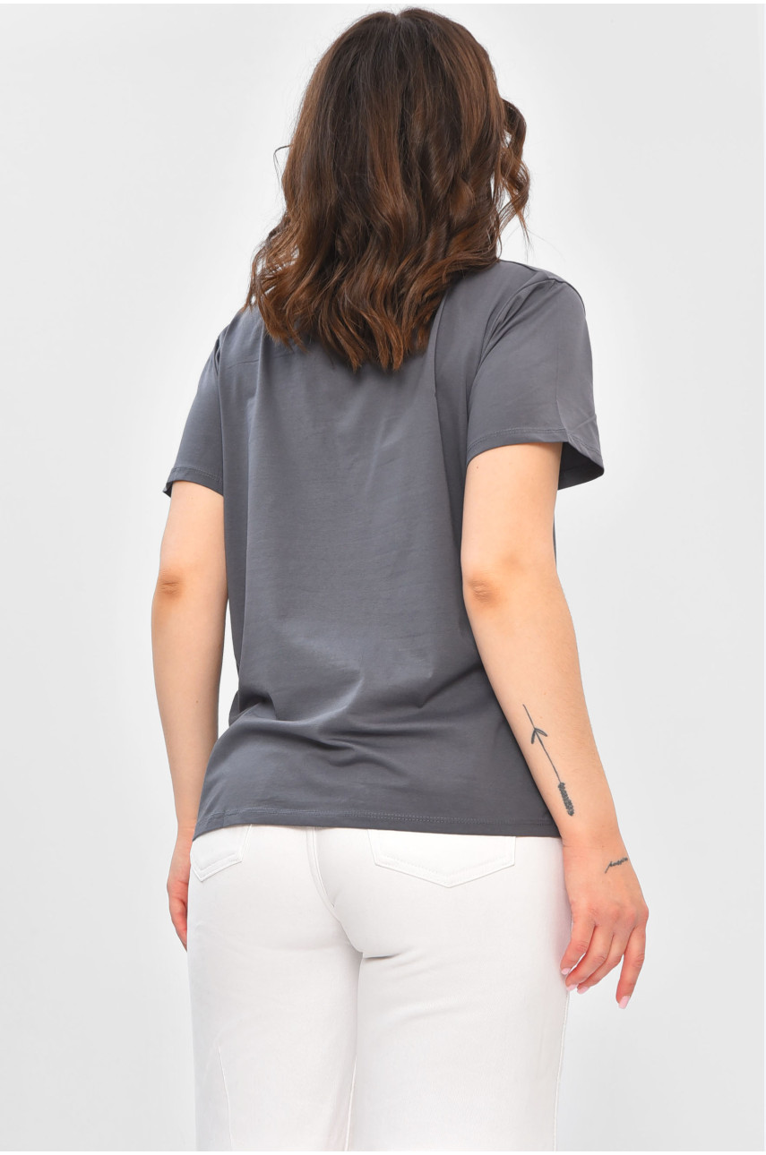 Футболка жіноча однотонна темно-сірого кольору з написом 9113 202310