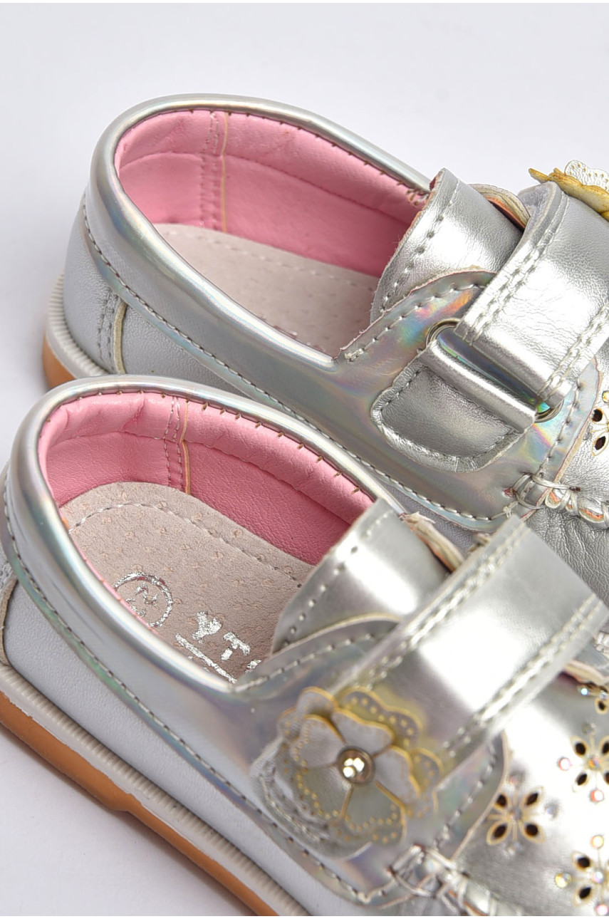 Мокасини дитячі для дівчинки сріблястого кольору 18301-21 202325