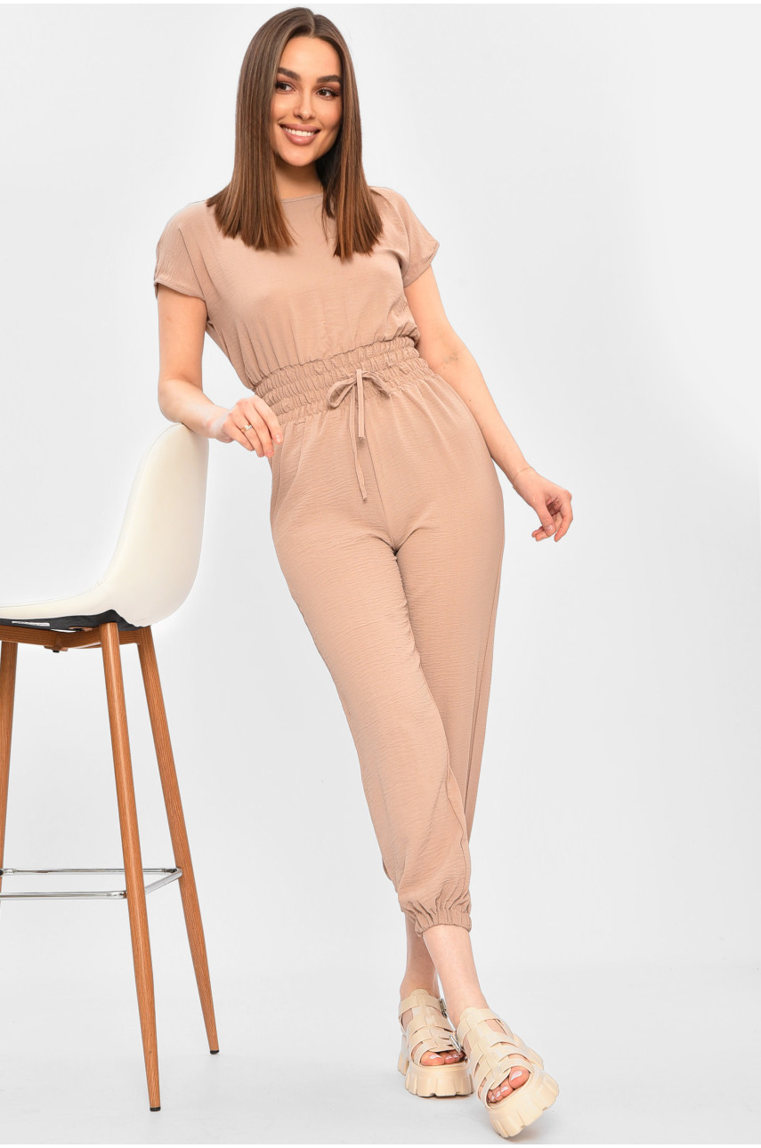 Комбинезон женский однотонный бежевого цвета 1068 202393