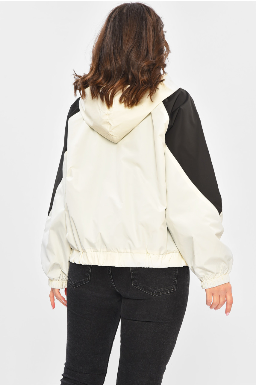 Вітровка жіноча білого кольору 063 202400