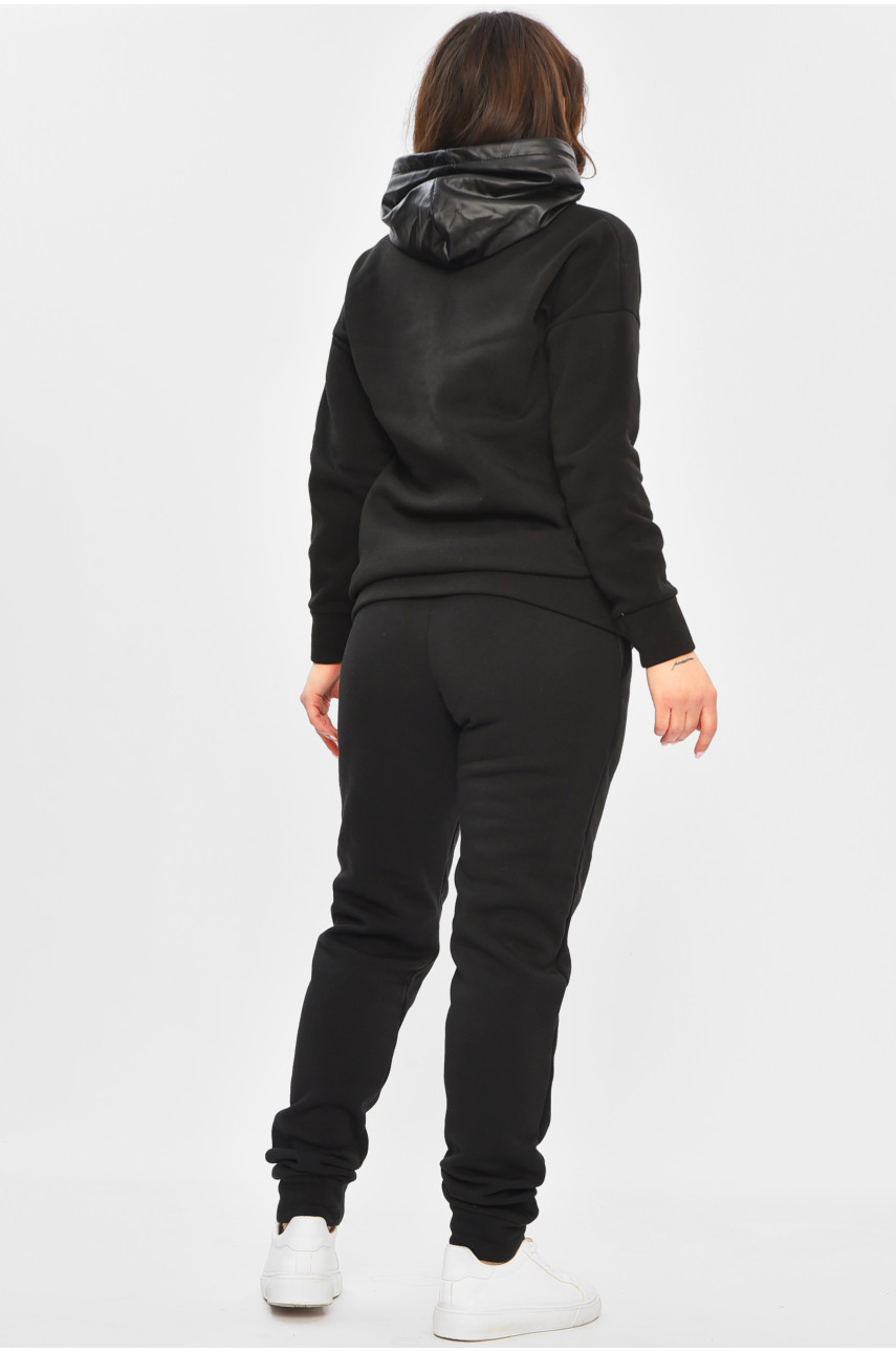 Спортивный костюм женский на флисе черного цвета 1084 202435 Спортивный костюм женский на флисе черного цвета 1084 202435