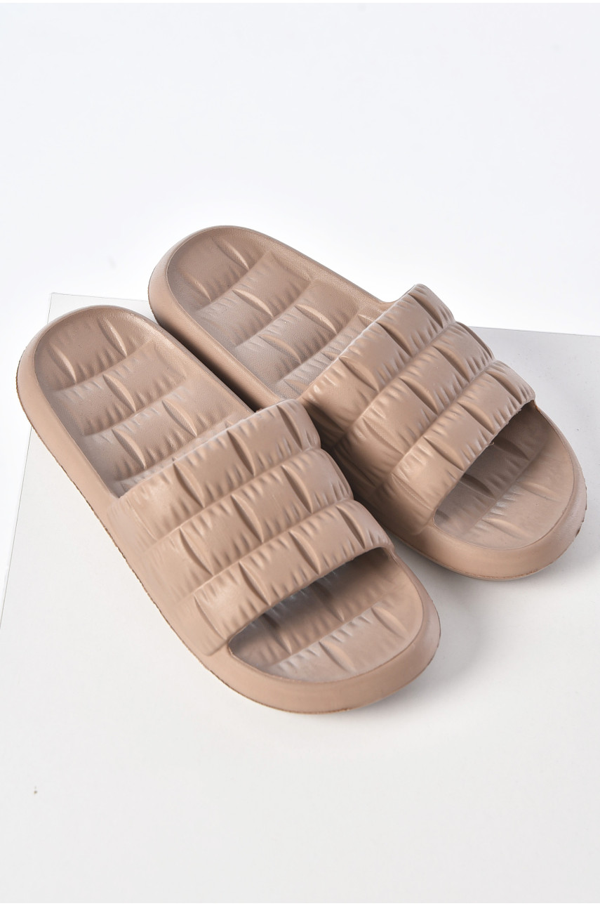 Шльопанці піна жіночі бежевого кольору С-94 202702