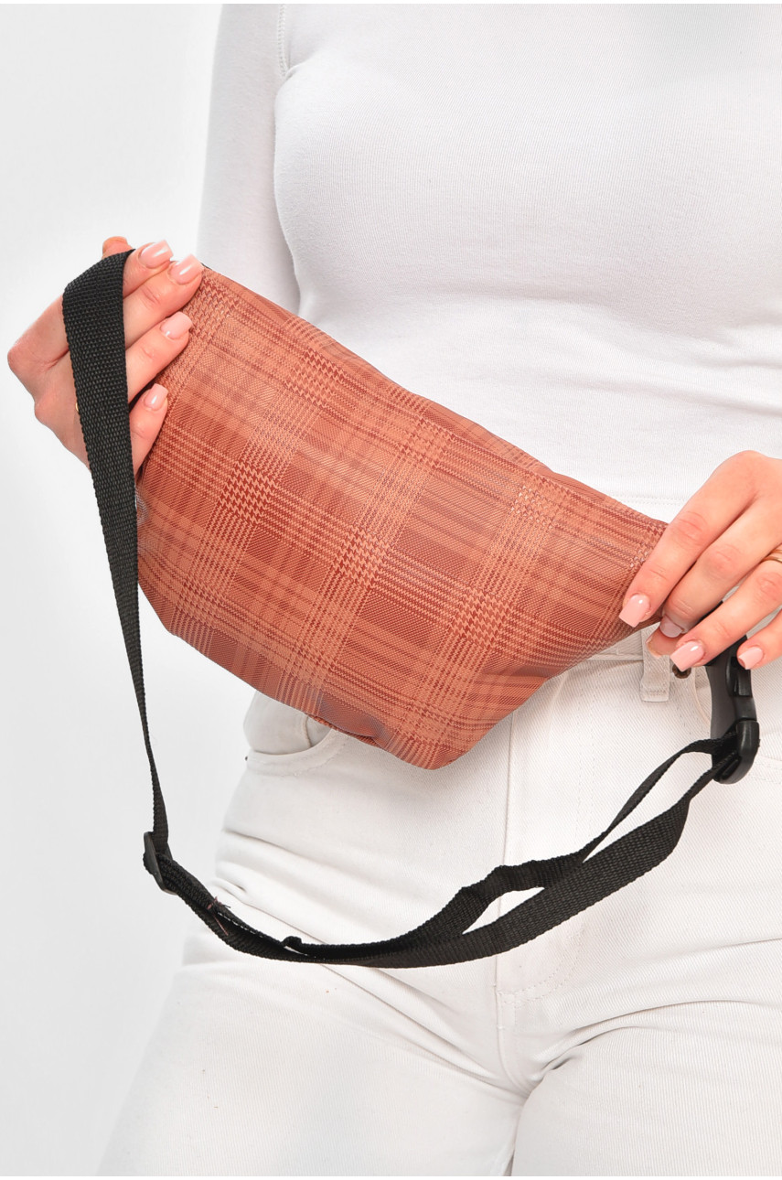 Бананка женская тёмно-розового цвета 203327