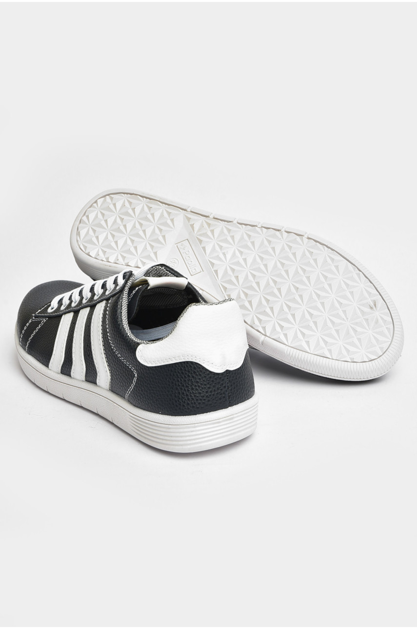 Кросівки чоловічі темно-синього кольору на шнурівці 6202 203511