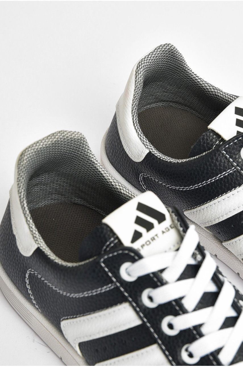 Кросівки чоловічі темно-синього кольору на шнурівці 6202 203511