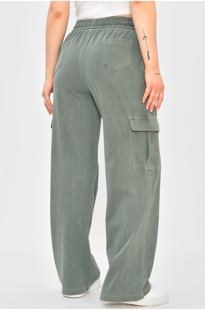 Штаны женские полубатальные зеленого цвета 561-4 203670