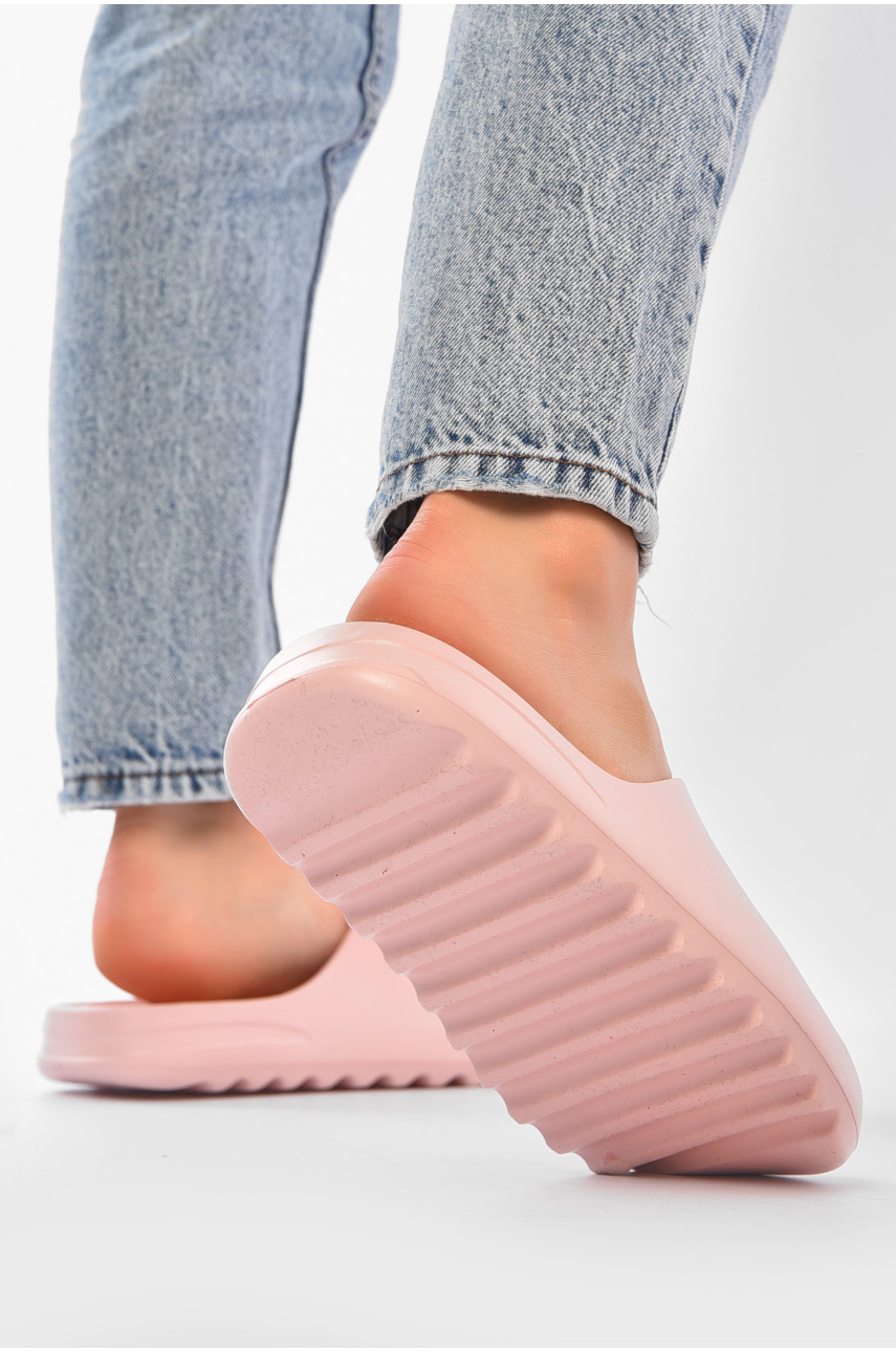 Шлепанцы пена женские пудрового цвета 01-32 203935 Шлепанцы пена женские пудрового цвета 01-32 203935