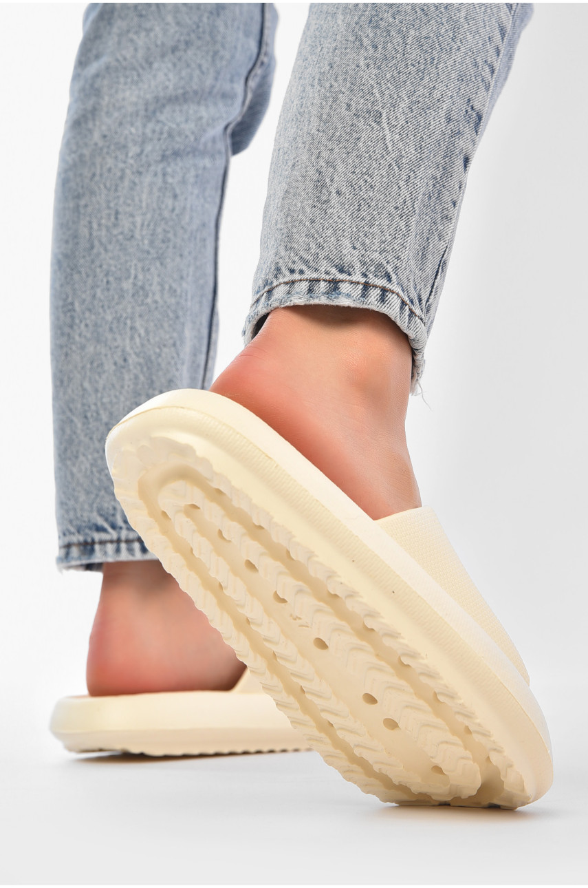 Шлепанцы пена женские молочного цвета 668-3 203938