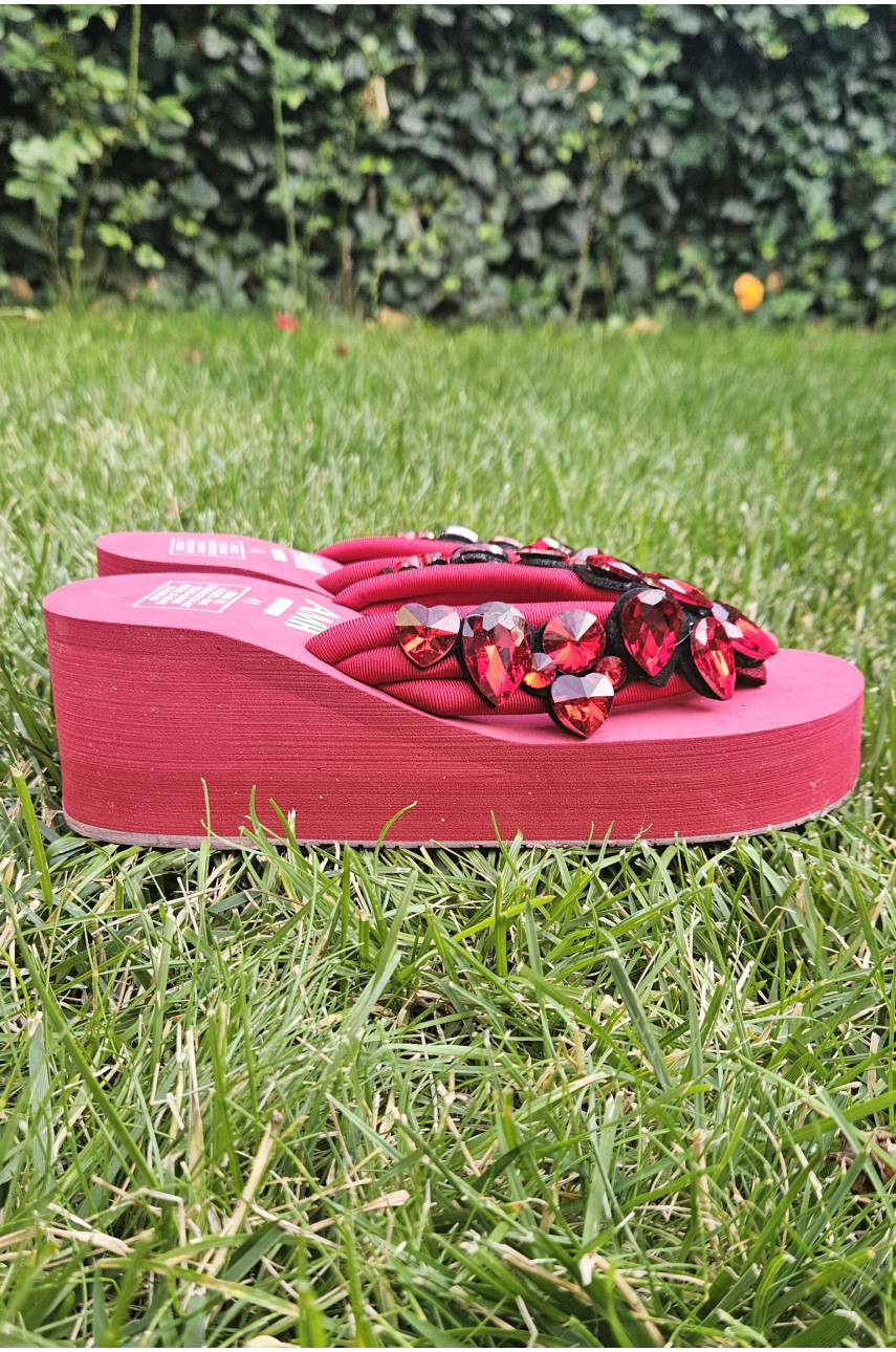 Вьетнамки женские красного цвета со стразами 203965 Вьетнамки женские красного цвета со стразами 203965