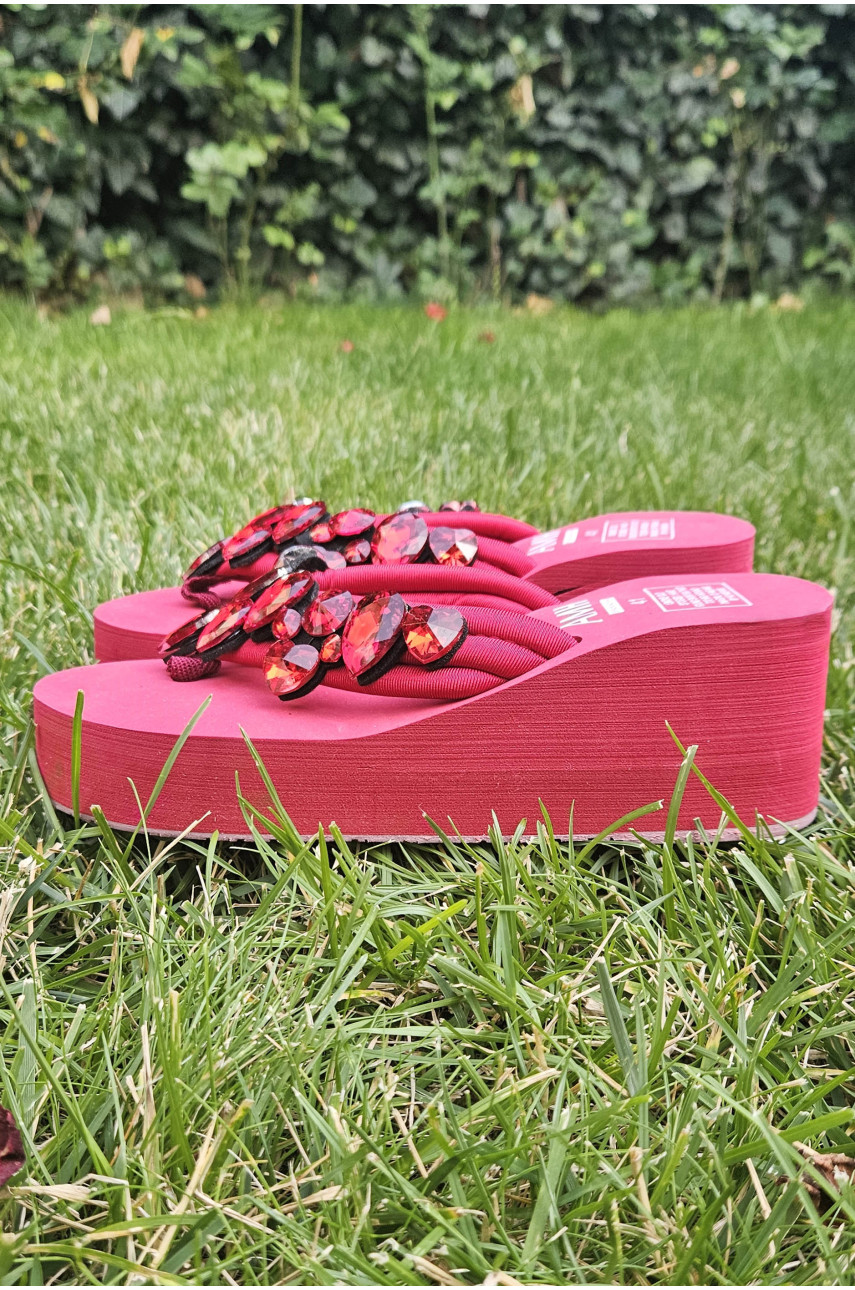 Вьетнамки женские красного цвета со стразами 203965 Вьетнамки женские красного цвета со стразами 203965