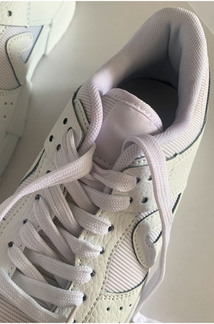 Кроссовки женские белого цвета на шнуровке Уценка 5010-3 204025 Кроссовки женские белого цвета на шнуровке Уценка 5010-3 204025