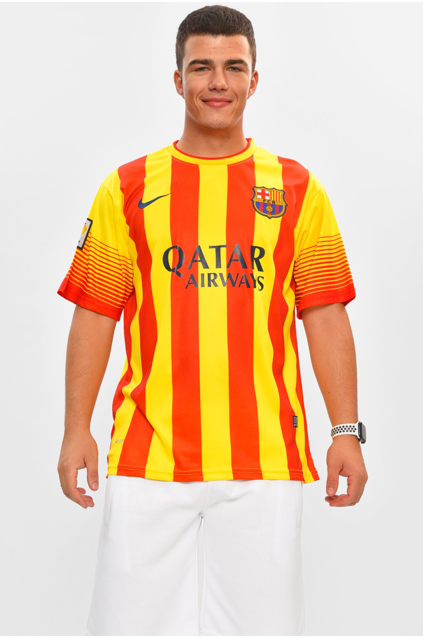 Футболка футбольная мужская красного цвета с принтом 204483