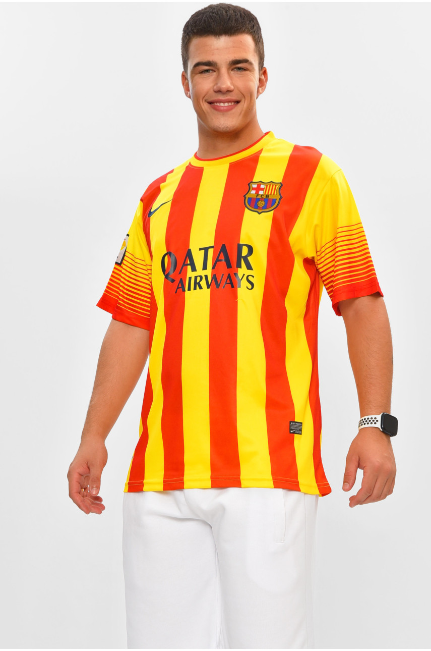 Футболка футбольная мужская красного цвета с принтом 204483