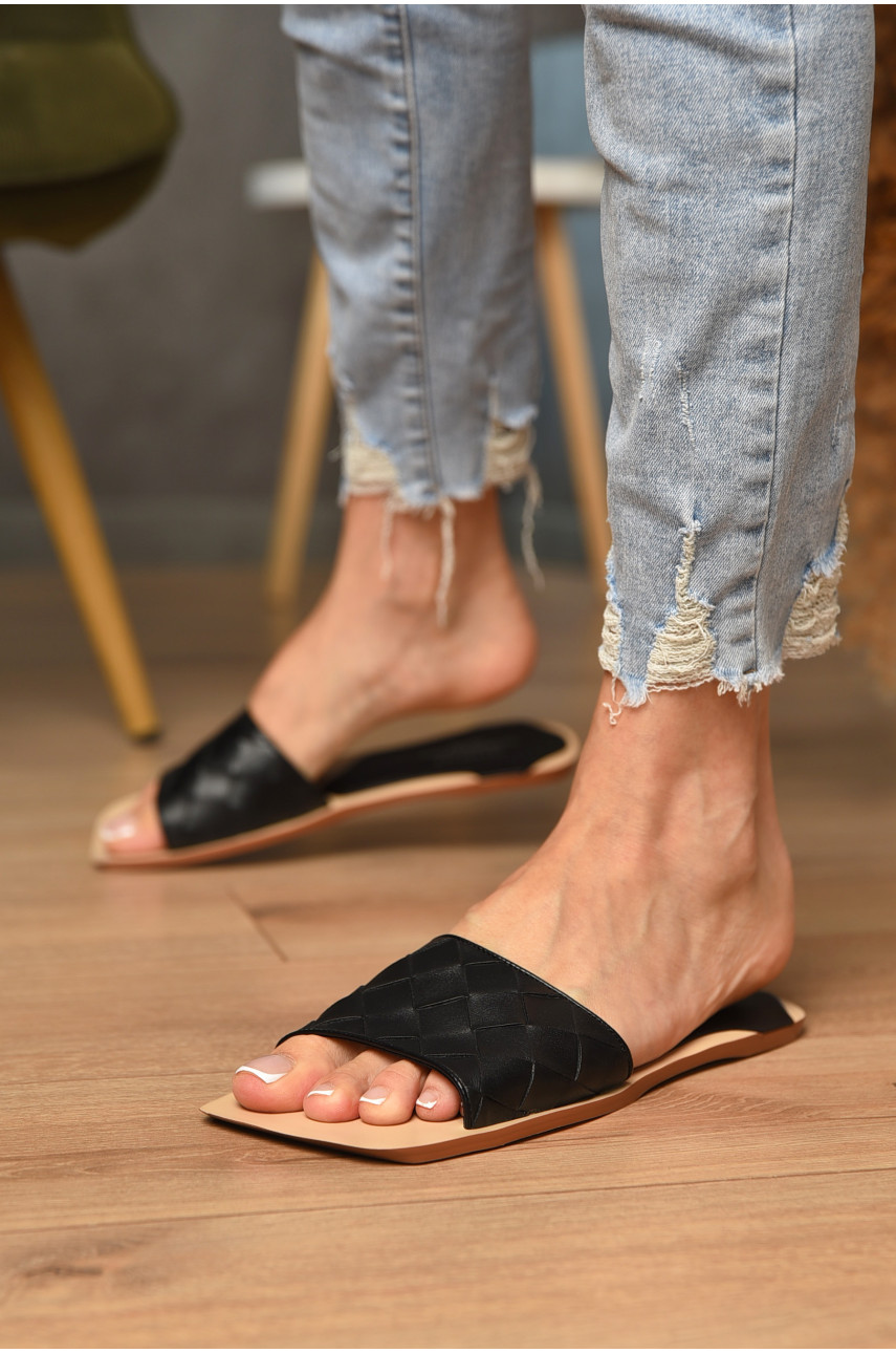 Шльопанці жіночі чорного кольору 305-1 204522