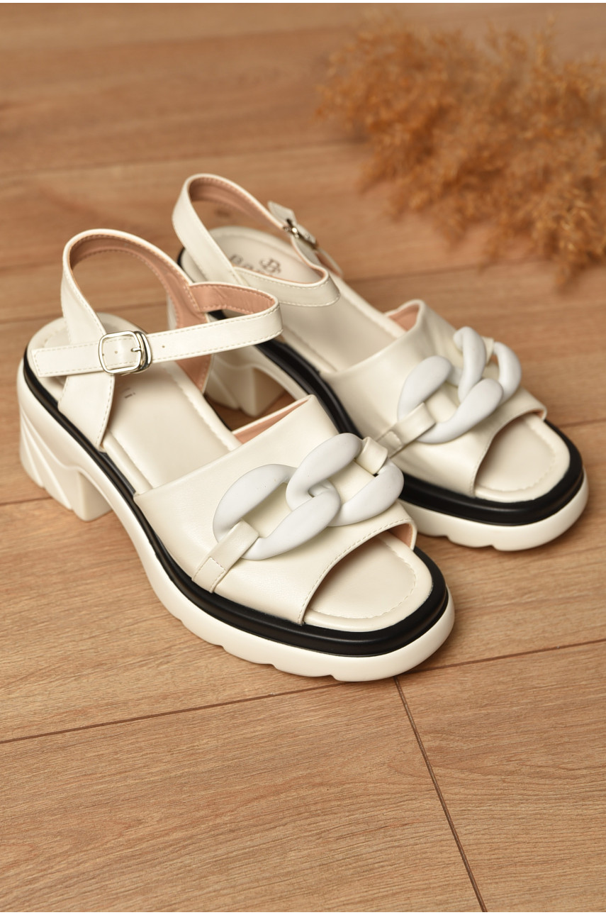 Босоніжки жіночі білого кольору 59-2 204530