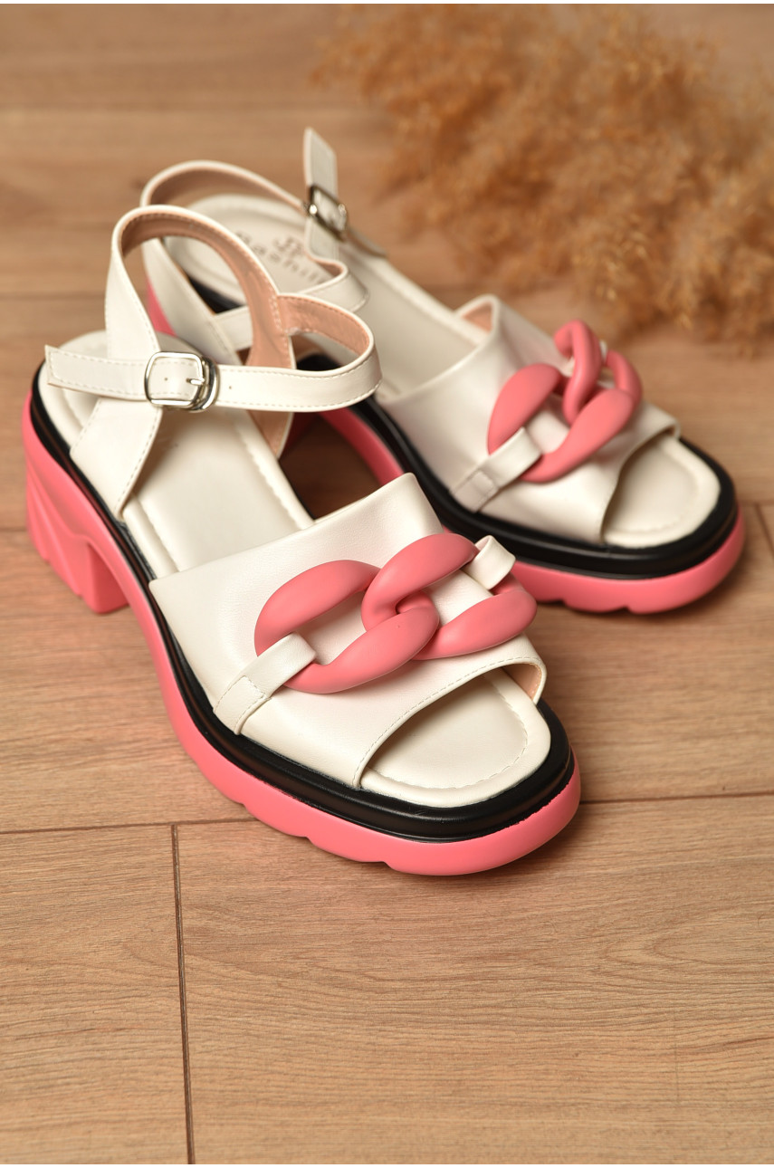 Босоніжки жіночі біло-рожевого кольору 59-10 204531